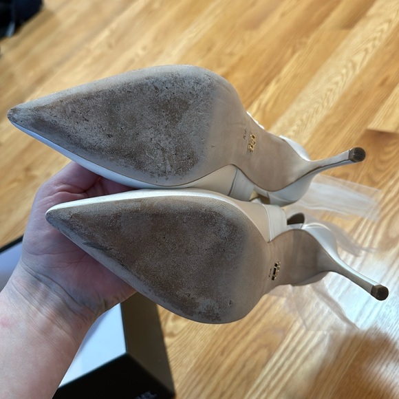 Bradgley Mischka Bow white heals - Picture 6 of 8